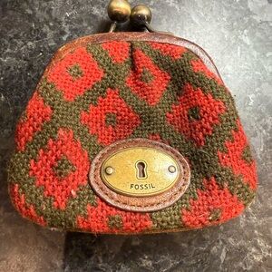 Vintage Fossil Needlepoint Coin Purse – Boho Kiss Lock Wallet